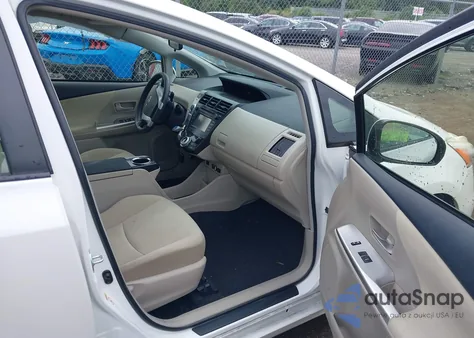 2012 Toyota Prius V Two z USA, uszkodzony, nr VIN JTDZN3EU5C3139517